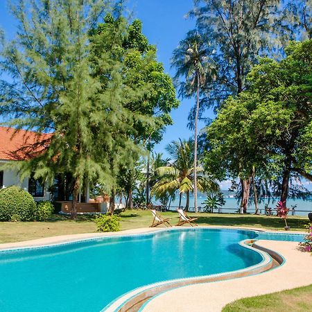 Villa Miracle Rawai Extérieur photo