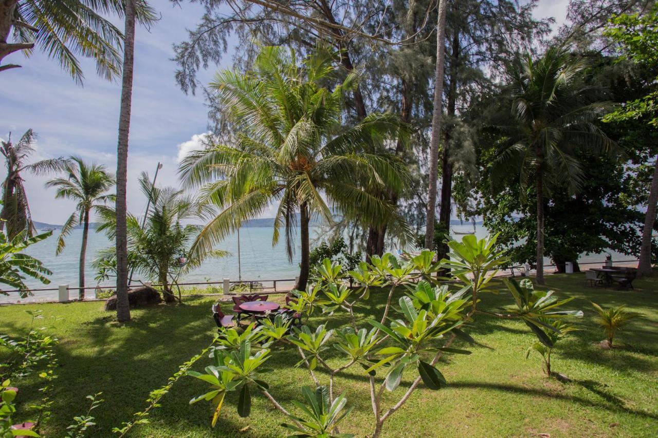 Villa Miracle Rawai Extérieur photo