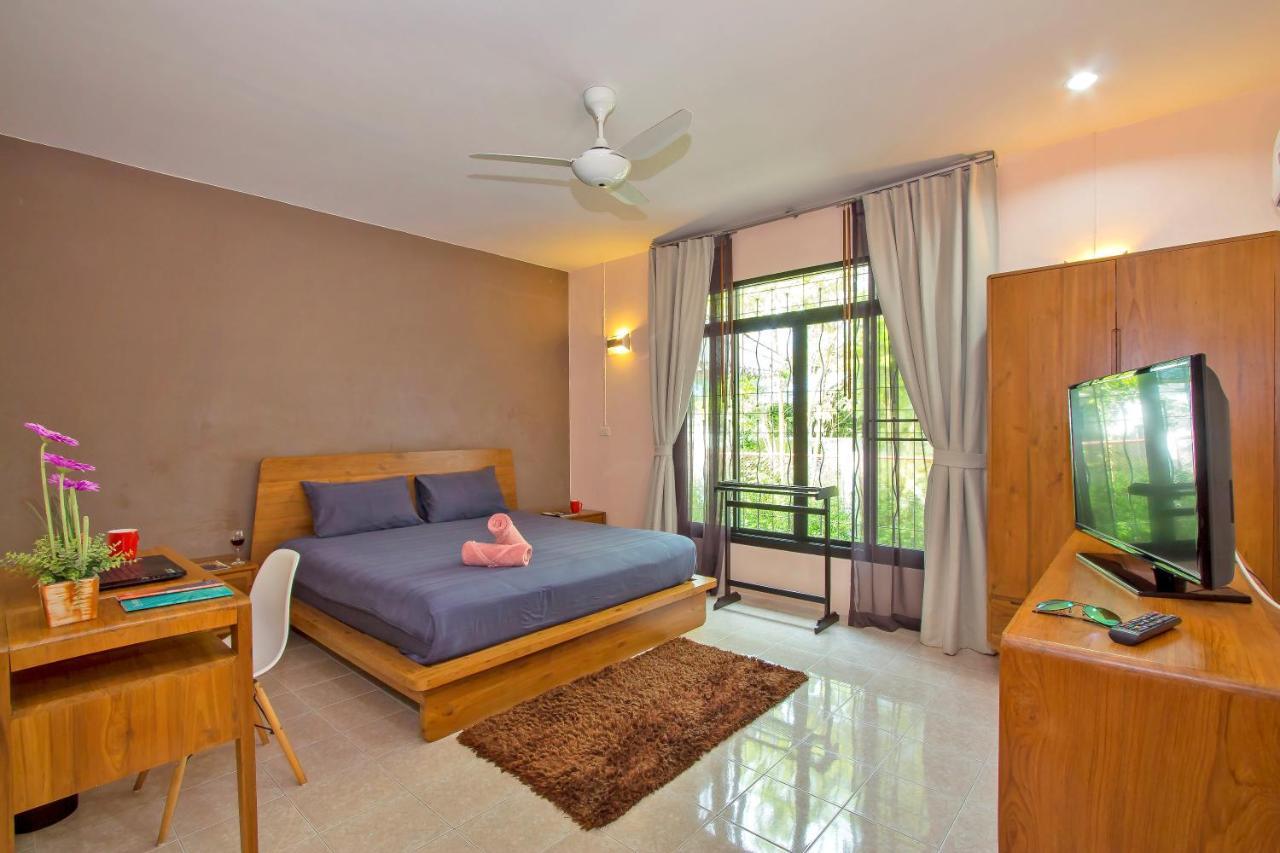 Villa Miracle Rawai Extérieur photo