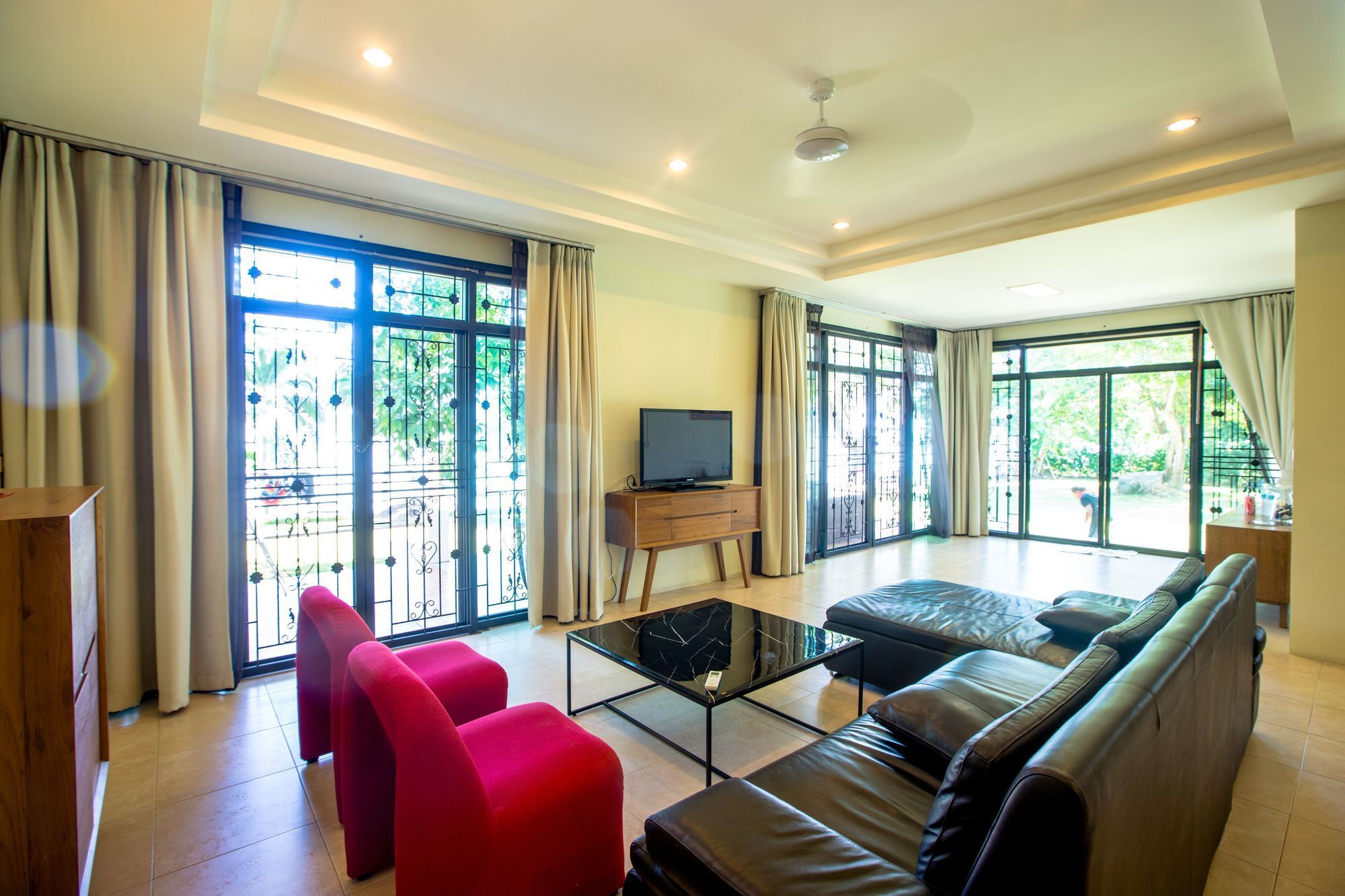 Villa Miracle Rawai Extérieur photo