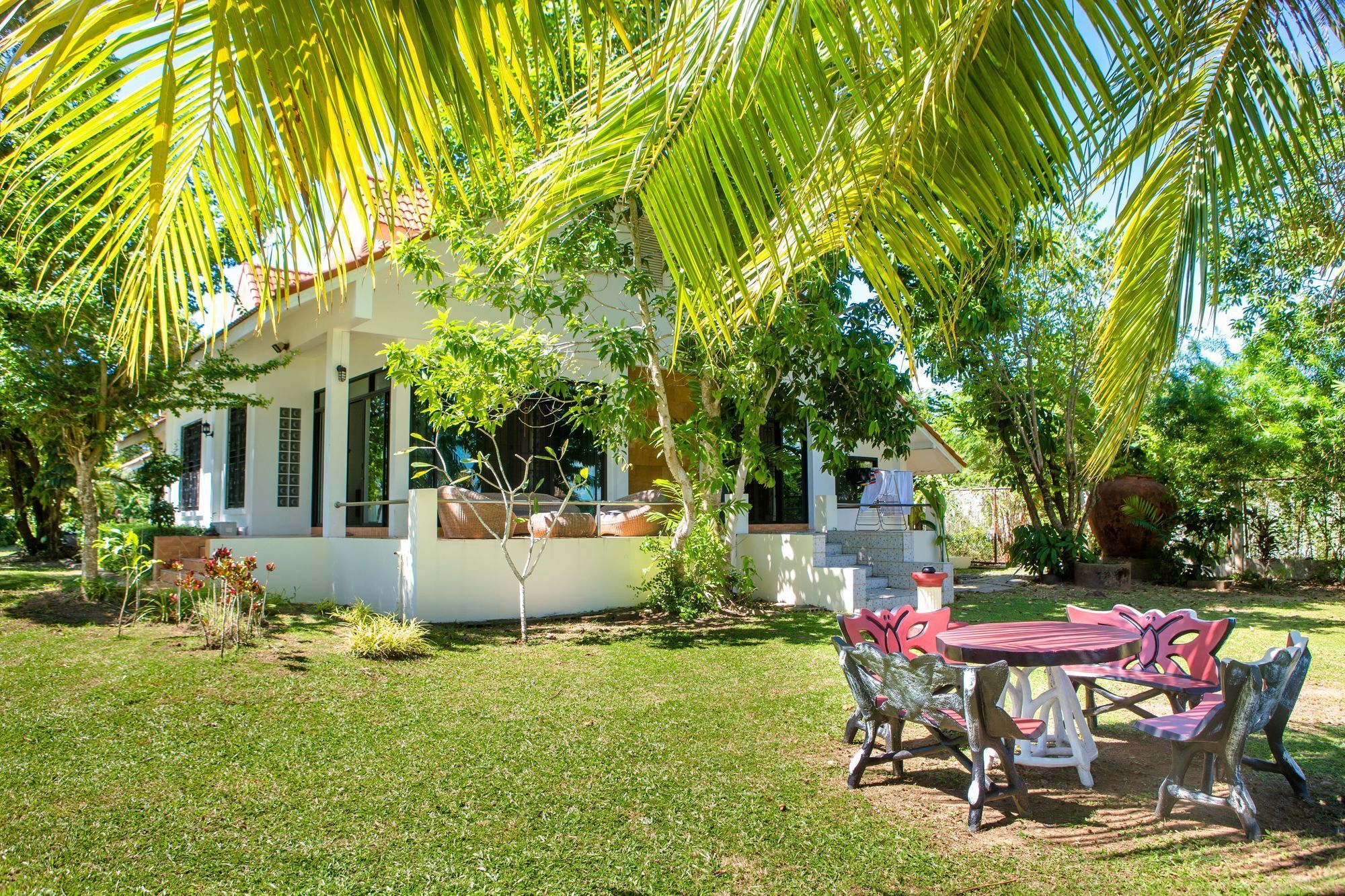 Villa Miracle Rawai Extérieur photo